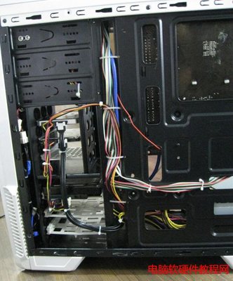 臺(tái)式電腦如何清理灰塵